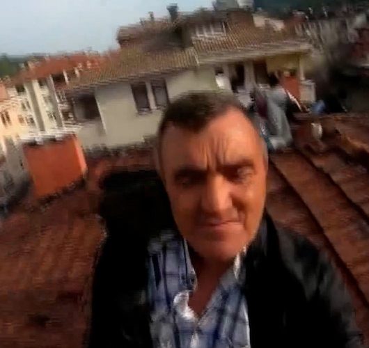 Sel felaketinde mahsur kalan vatandaşlar helikopterle kurtarıldı