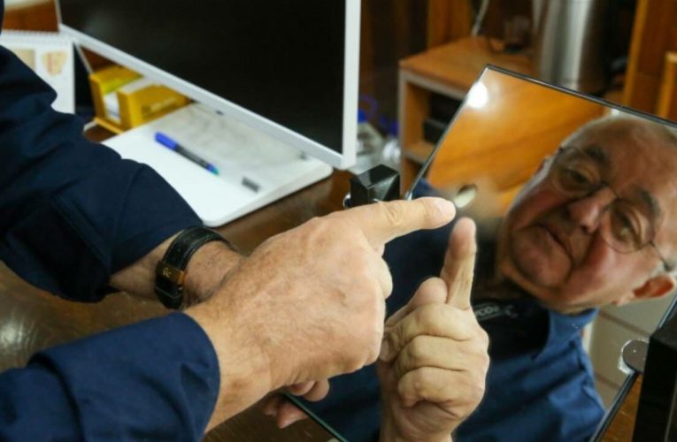 Ehliyet yenilemeye gitti, parmak izlerinin silindiğini öğrendi