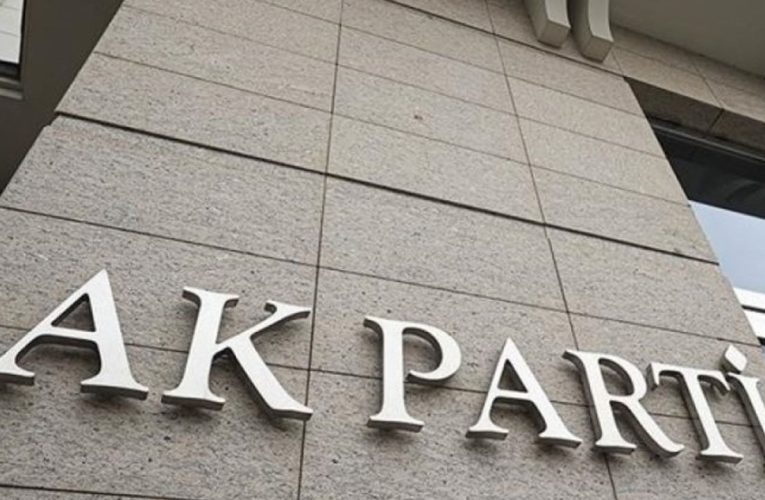 Bursa’da AK Parti’ye 800 yeni üye katıldı
