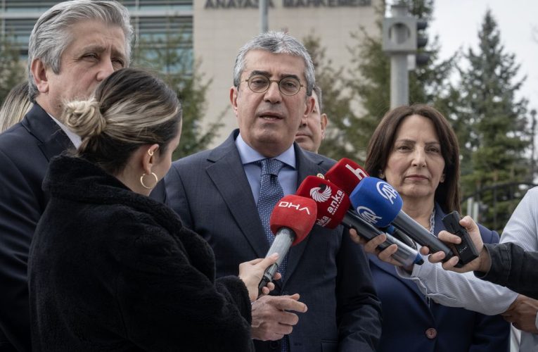 CHP’den AYM’ye başvuru