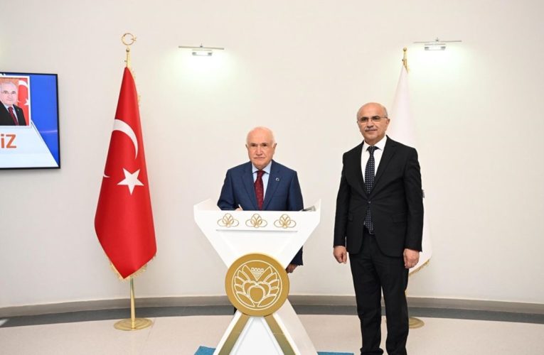 Cumhurbaşkanlığı Yüksek İstişare Kurulu Üyesi Çiçek, Malatya’da ziyarette bulundu
