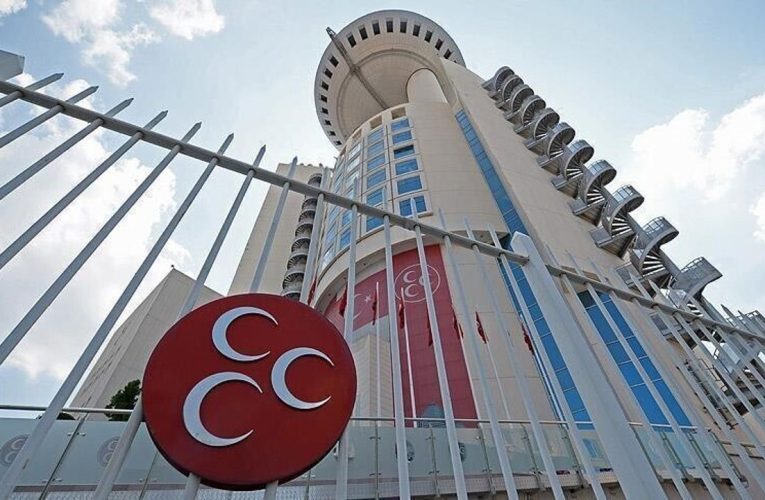 MHP Genel Başkan Yardımcısı Yalçın, Gaziantep İl Teşkilatının feshedildiğini açıkladı