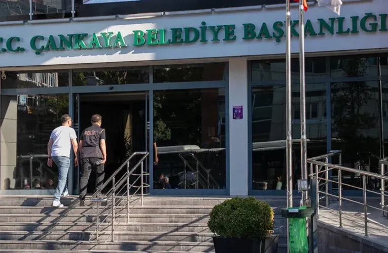 Çankaya Belediye Başkanı gözaltına alındı