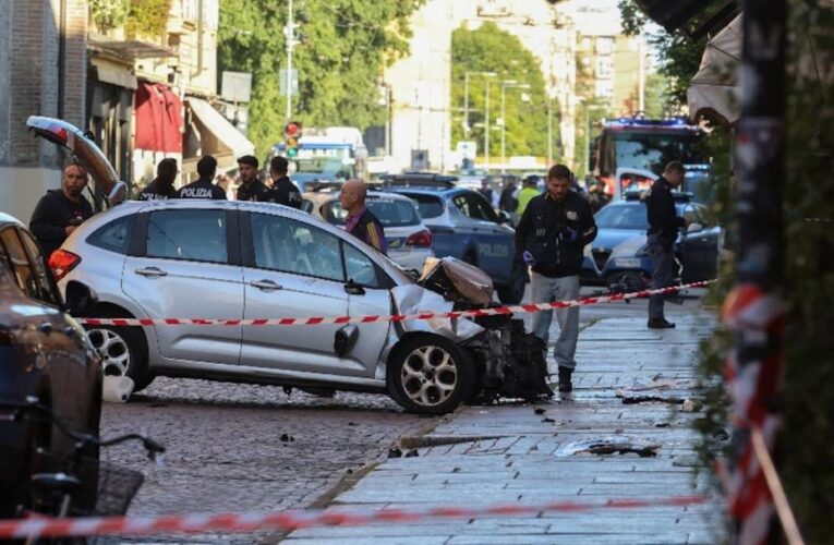 Karşıdan karşıya geçerken telefona bakana ceza