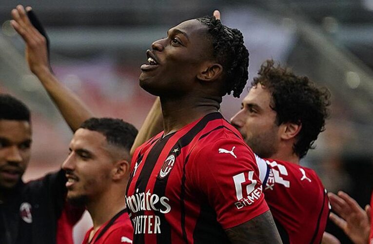 Milan, Leao’nun ayrılık senaryosuna hazırlanıyor