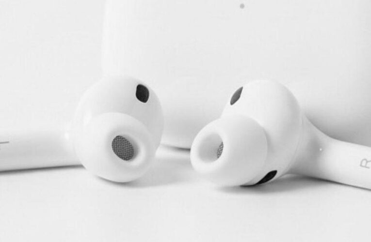 Kameralı ve Yapay Zekalı AirPods