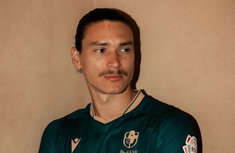 Trabzonspor’la anılıyordu! Darwin Nunez imzayı attı…