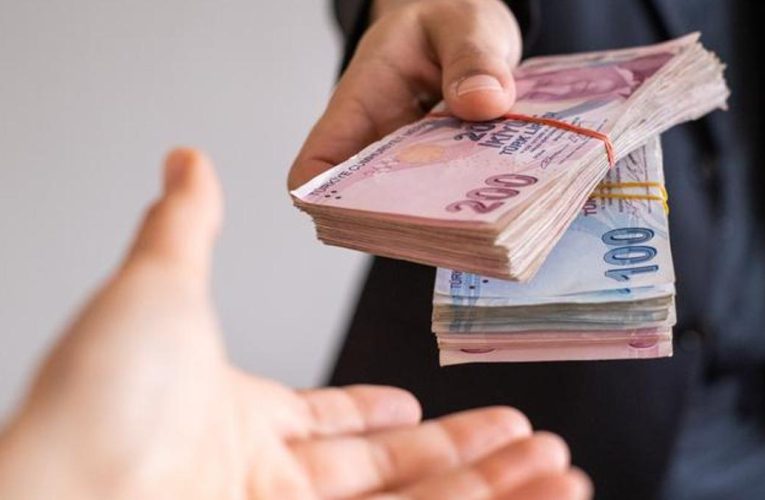 Borçlu esnafa kredi kapısı açıldı! İşte yeni düzenlemenin detayları