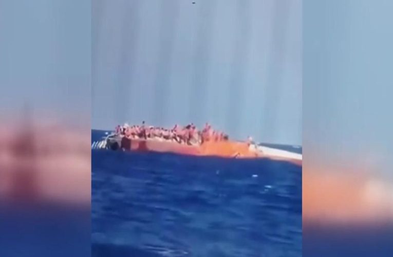 SON DAKİKA! Girne açıklarında yolcu gemisi alabora oldu