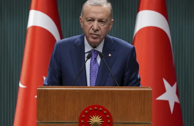 Cumhurbaşkanı Erdoğan’dan Dünya İnsani Yardım Günü mesajı. “Örnek olmayı sürdürüyoruz”