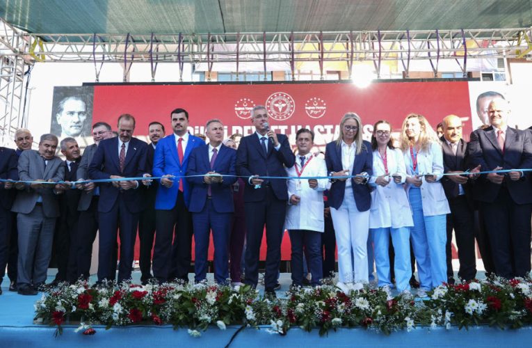 Bakan Memişoğlu’ndan İzmir’e ikinci şehir hastanesi müjdesi
