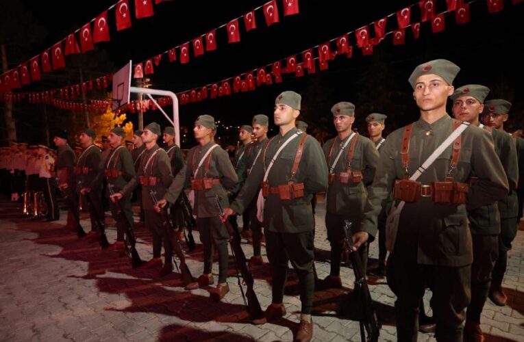 Büyük Taarruz’un 104. yıl dönümü dolayısıyla “Zafer Yürüyüşü” düzenlendi