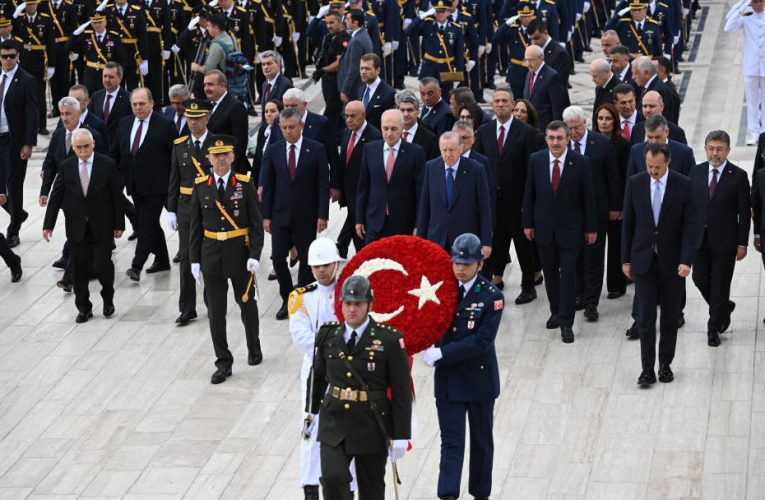 Cumhurbaşkanı Erdoğan: 104 yıl önce olduğu gibi menfur planlara müsaade etmiyoruz