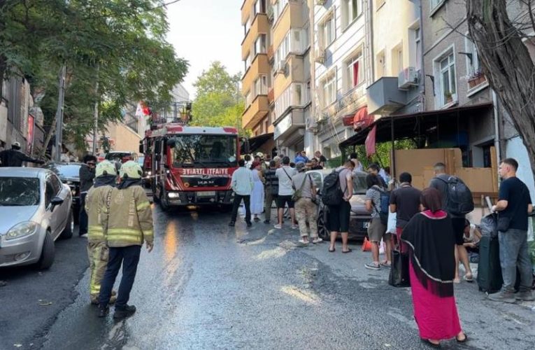 Beyoğlu’nda otelde yangın paniği