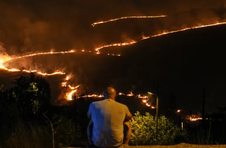 Ankara’daki yangın 8 saatte söndürüldü. Yangının çıkış anı kamerada