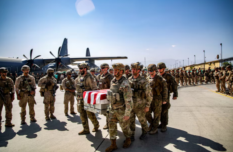 Afganistan’da ABD için savaştılar, bugün Yeşil Kart’larını kaybetmekten korkuyorlar