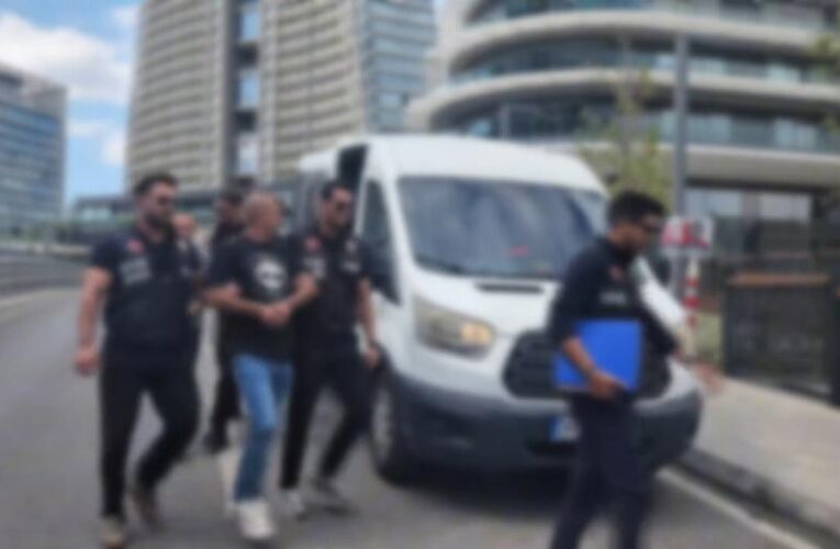 Galatasaray maçında karaborsa bilet satan 2 kişi tutuklandı