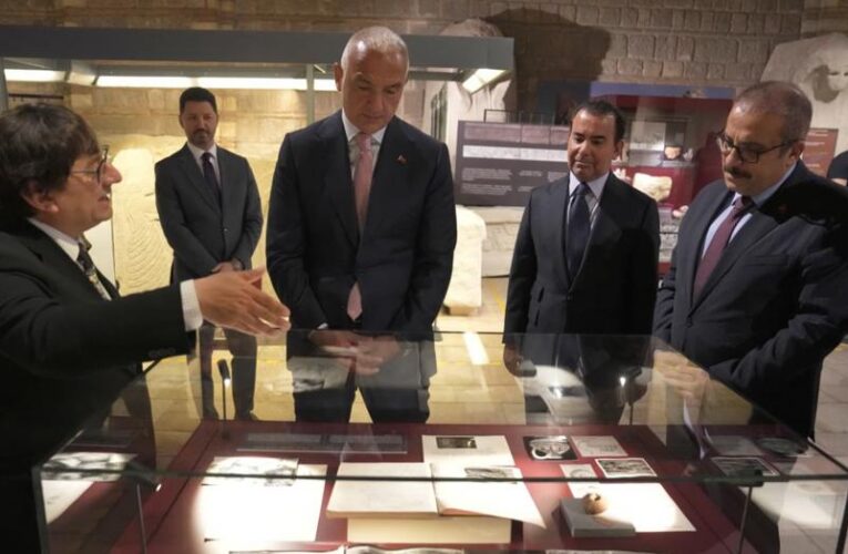 Anadolu’nun köklü geçmişine ışık tutuyor. Yalburt Pınarı’nda Bir Hitit Kralı sergisi