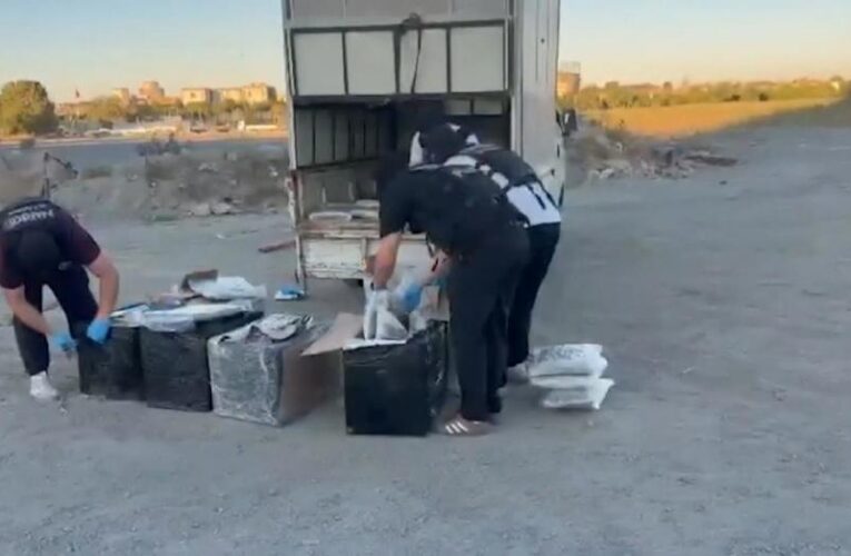 Zeytinburnu’nda uyuşturucu ticaretine darbe. 83 kilogram skunk ele geçirildi