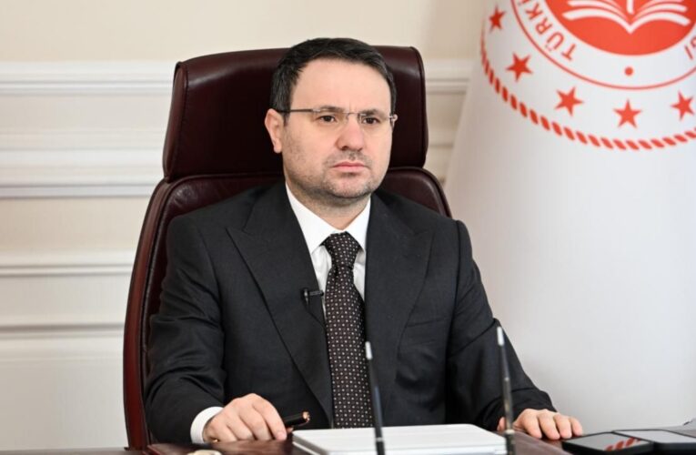 Bakan Gürlek: Karanlıkta kalan cinayetler birer birer aydınlatılıyor