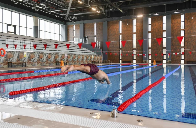 Ankara’ya yeni spor kompleksi! Cumhuriyet Yüzme Havuzu açıldı