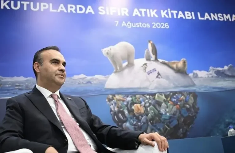 Türk Bilim İnsanları Kutuplarda İz Bırakıyor