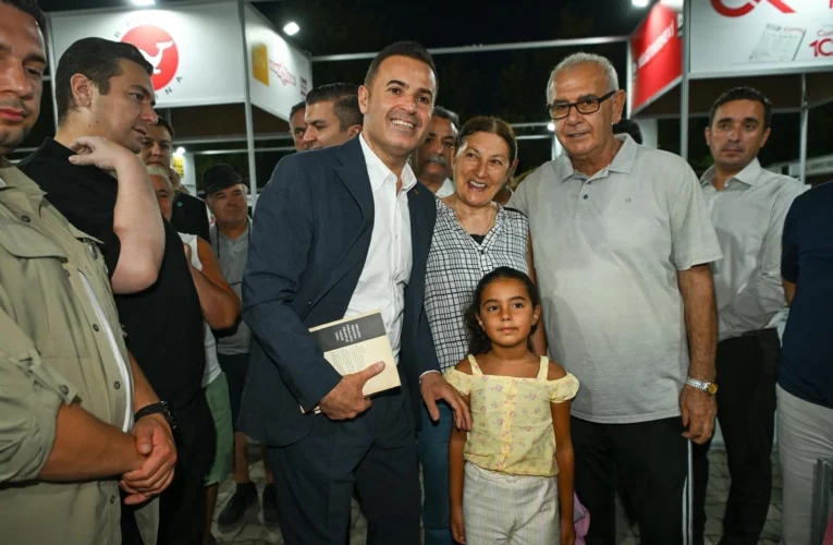 Balıkesir Edremit Kitap Fuarı’nda kültür ve sanat buluştu