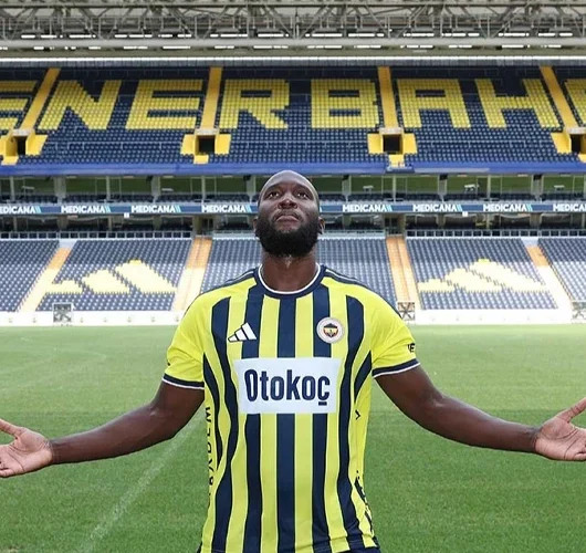 Lukaku Lyon maçlarında oynayabilecek mi? Fenerbahçe UEFA listesini açıkladı