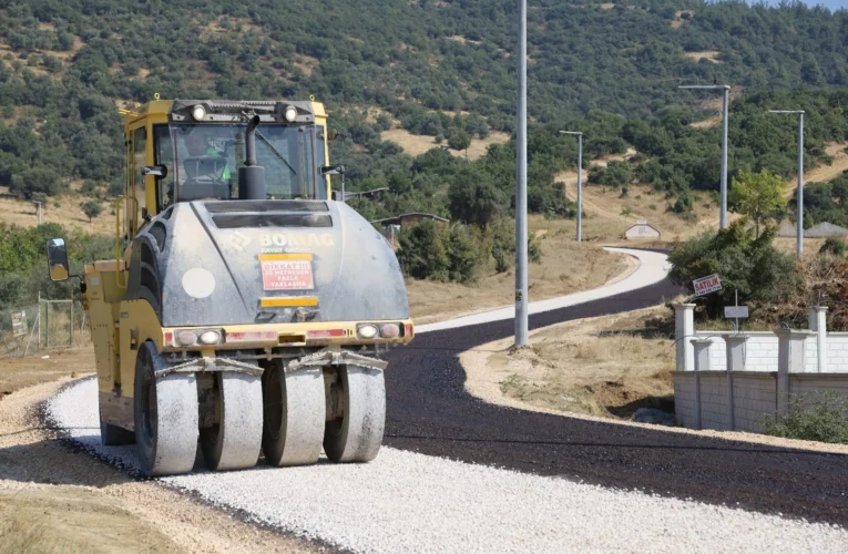 Bursa’nın 5 ilçesinde yollara Büyükşehir bakımı