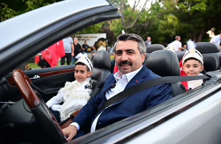 Bursa Yıldırım’da sünnet sevinci şölene dönüştü