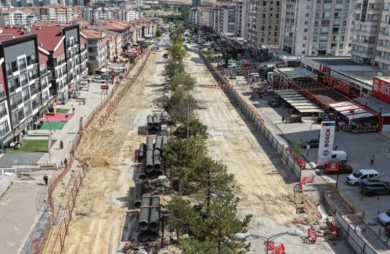 Dikimevi-Natoyolu hattı tüm hızıyla ilerliyor