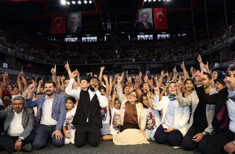 Gaziantep Büyükşehir’den Yaz Okulları kapanışı