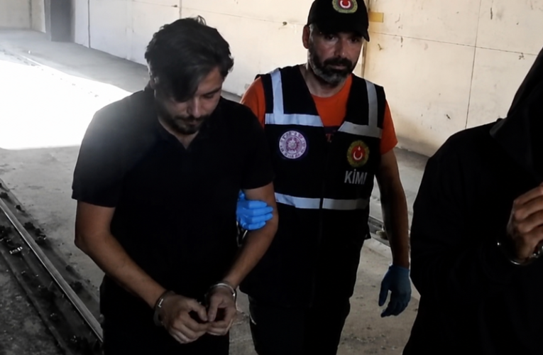 YouTuber Arif Kocabıyık, yurt dışına kaçmaya çalışırken TIR dorsesinde yakalandı