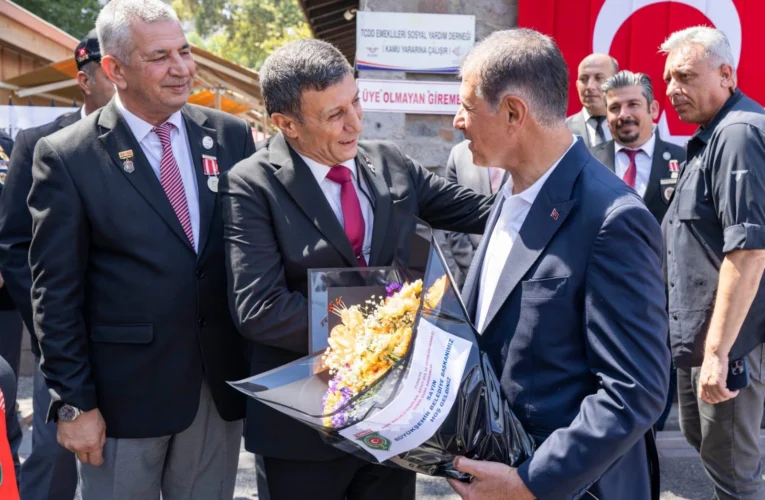 İzmir’de Başkan Tugay, şehit aileleri ve gazilerle buluştu