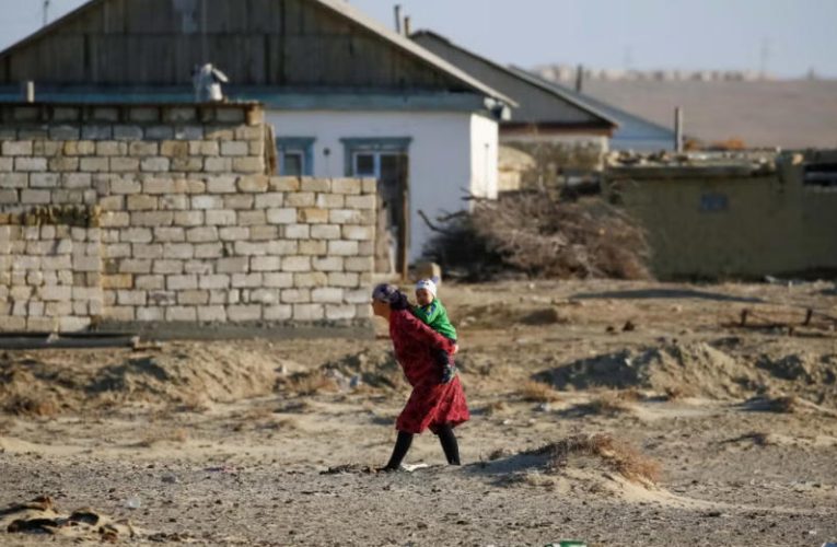 Kasabanın nüfusu 10 binden 216’ya indi. Binlerce ev boş kaldı