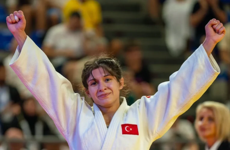 Kocaeli’nin altın çocukları Akdeniz’e damga vurdu