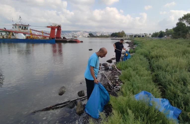 Kocaeli’nin kıyı şeritleri 10 ton atıktan arındırıldı