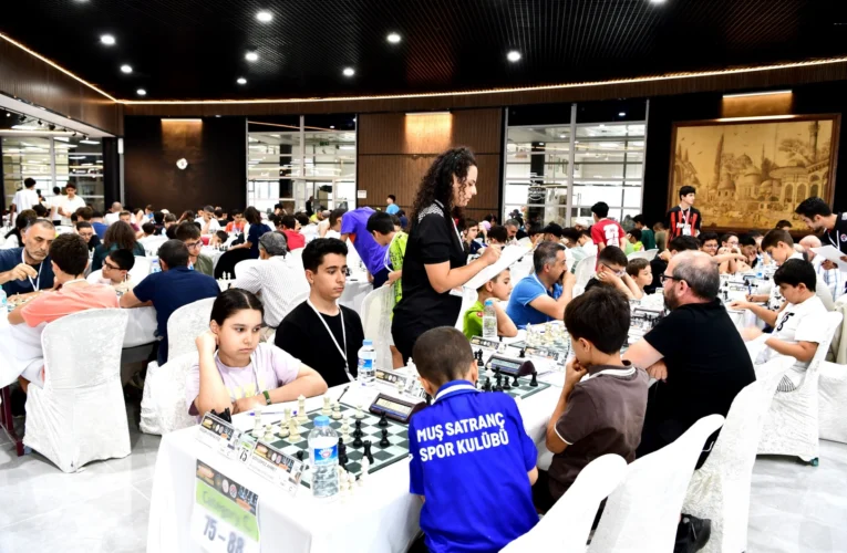 Malatya ‘Altın Kayısı’da satranççıları ağırlıyor