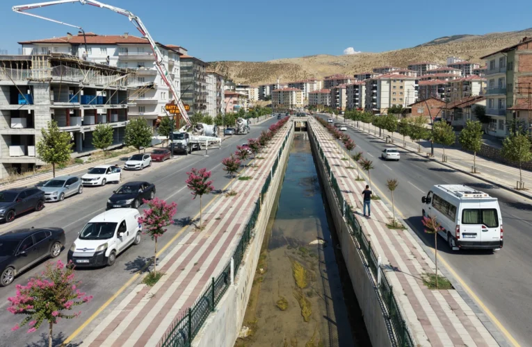 Malatya’da yeşil alanlar peyzajla güzelleşiyor