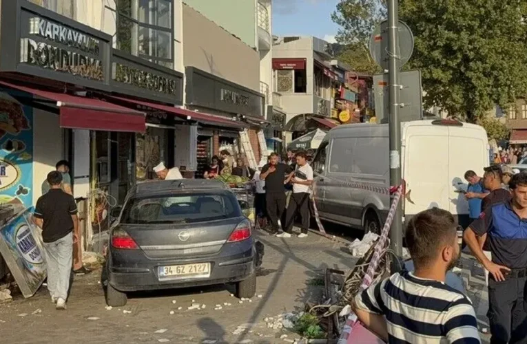 Beykoz’da otomobil kaldırıma çıktı! 6 yaralı