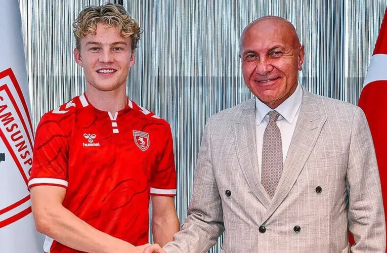 Samsunspor, Danimarkalı futbolcu Oskar Ohlenschlaeger’i transfer etti