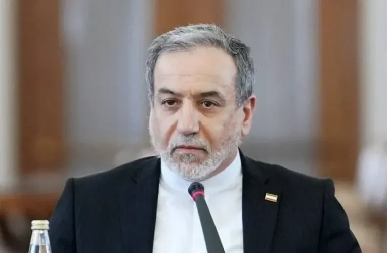 İran Dışişleri Bakanı’ndan “diplomasiyi rayına oturtmak imkansız değil” açıklaması