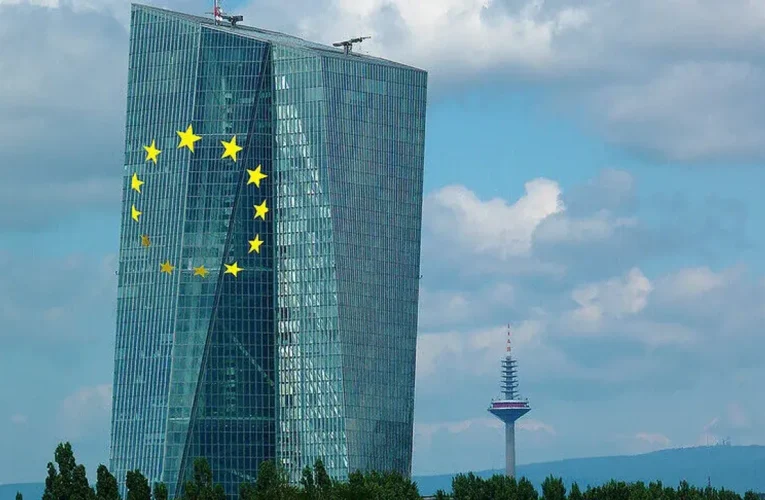Avrupa Merkez Bankası Başkanı Lagarde’dan büyüme modeli uyarısı