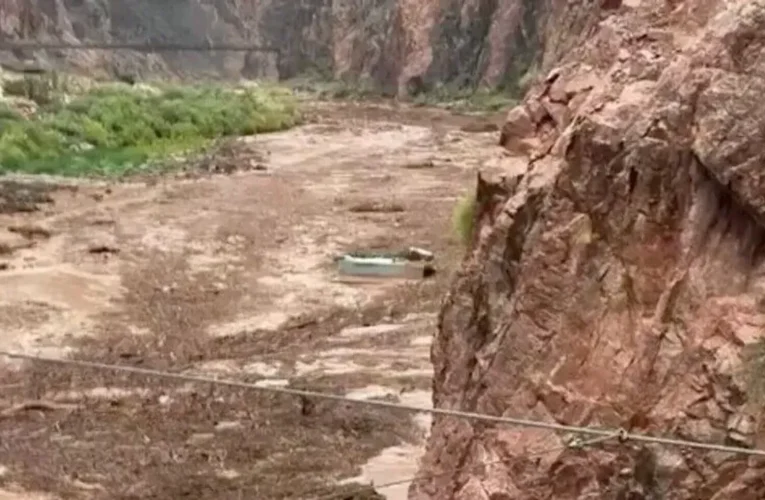 ABD’de Büyük Kanyon’daki selin ardından 20’den fazla kişiden haber alınamıyor