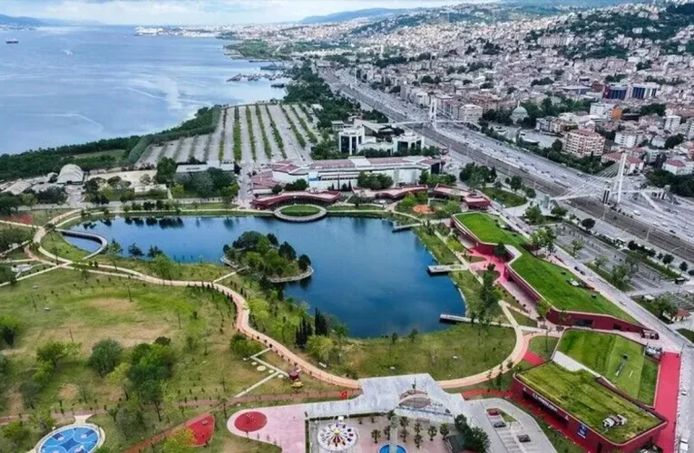 17 Ağustos Marmara Depremi’nin üzerinden 27 yıl geçti