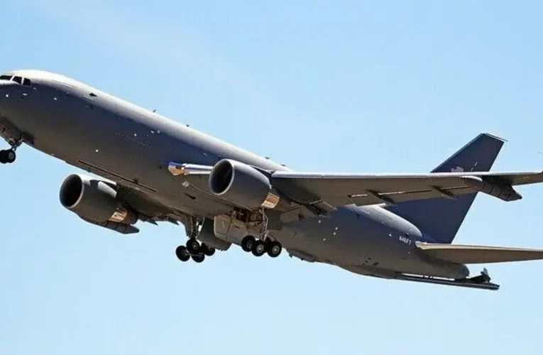 İsrail ordusu ABD’den ikinci Boeing KC-46 havada ikmal uçağını teslim aldı