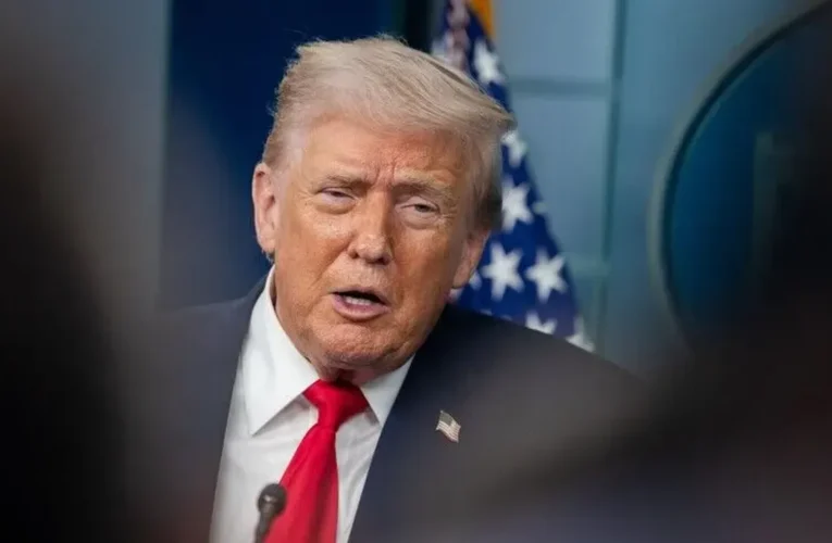 Trump, Kanada sınırındaki Ontario Gölü’nün adını “Amerika Gölü” yapmak istediklerini belirtti