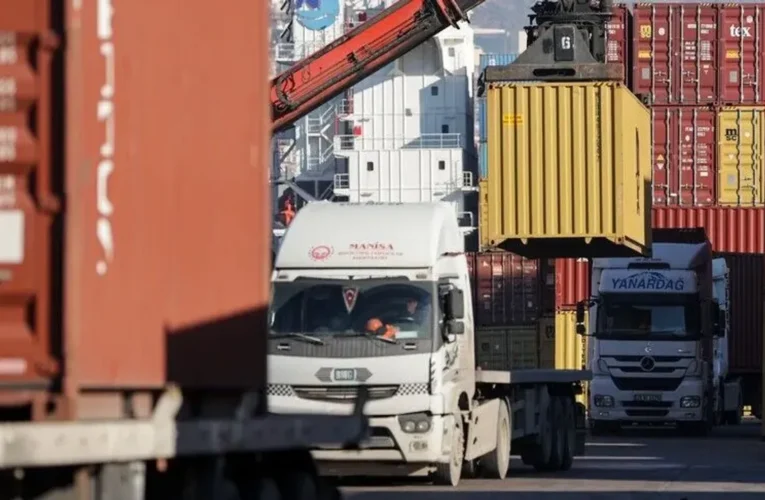 Türkiye’nin TDT ülkeleriyle yıllıklandırılmış ticaret hacmi temmuz itibarıyla 27,8 milyar dolara ulaştı