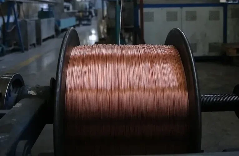 Bakır fiyatları yapay zeka ve enerji talebiyle rekor seviyeleri test ediyor
