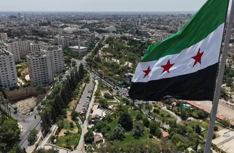 Suriye diplomatik pasaport sahiplerine vize muafiyeti